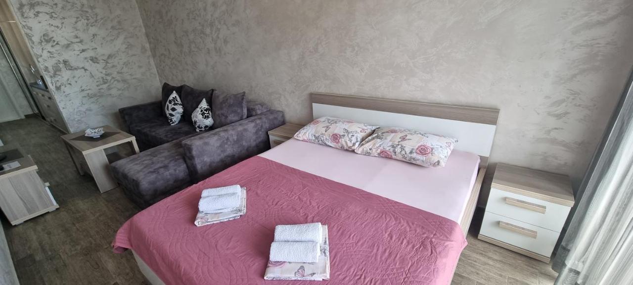 Amarok Apartman Bar Kültér fotó