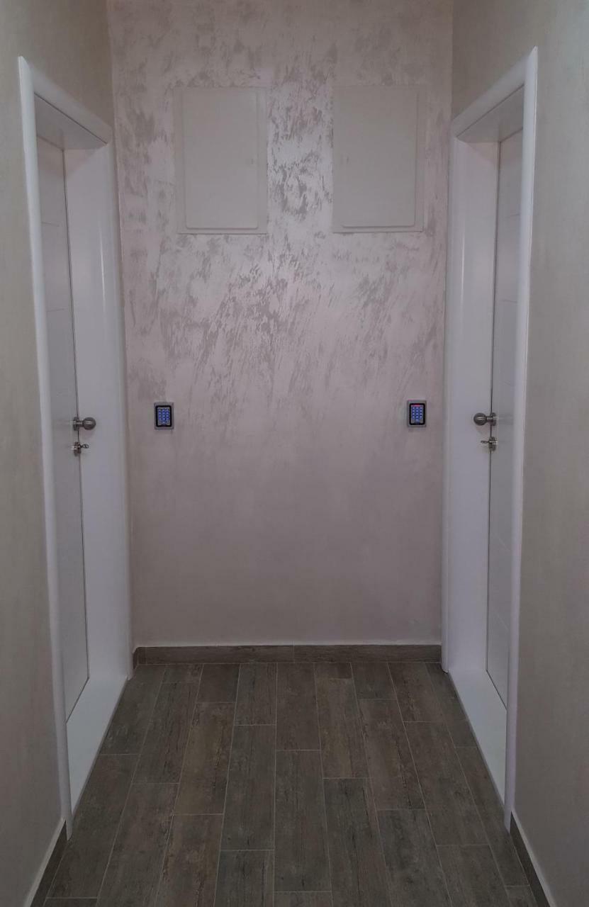 Amarok Apartman Bar Kültér fotó