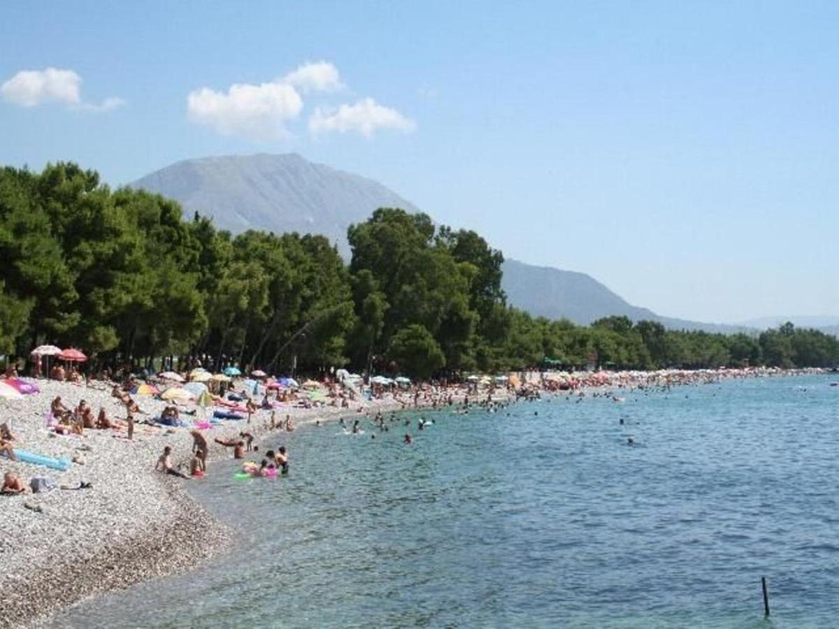 Amarok Apartman Bar Kültér fotó